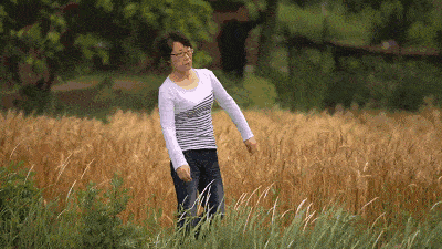 余秀华简介个人资料（“荡妇”余秀华的风流人生，和她不为人知的反抗之路）