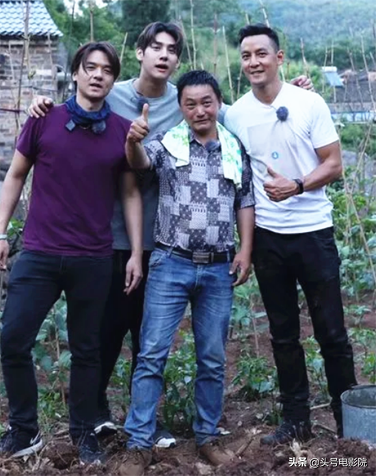 7年没演戏,演技秒杀李易峰,47岁冯德伦新剧开播,胡子花白显老