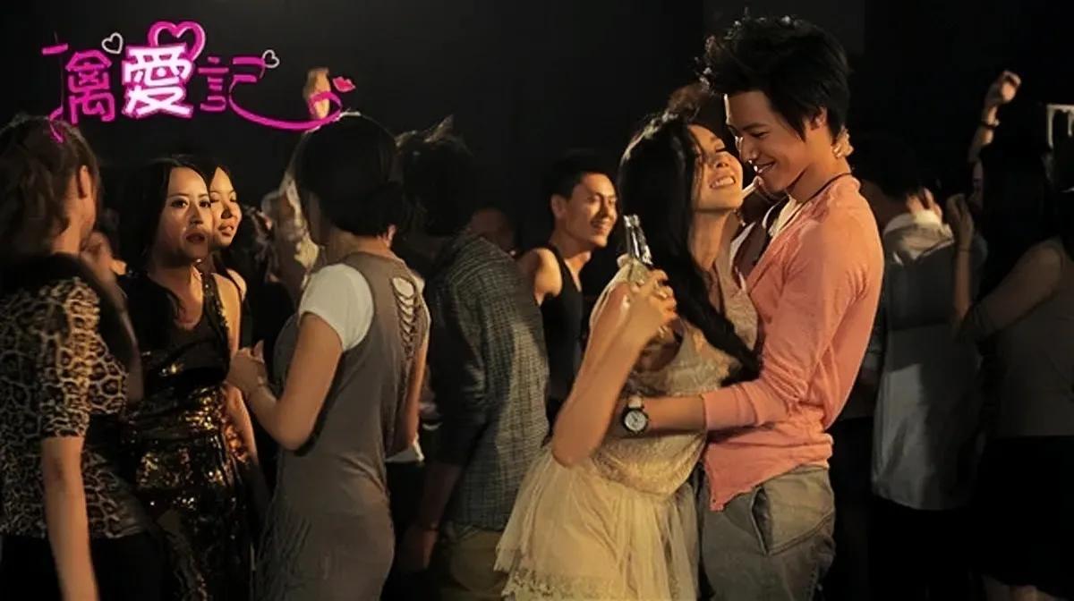 巩新亮身材颜值都不输吉娜，为何朗朗同居四年，却不娶她？