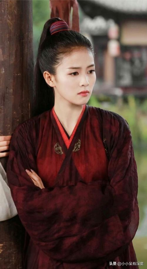 白鹿素颜照,白鹿的美,清纯美艳,可爱日常,这个女神美得好干净