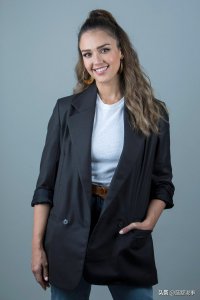 ​杰西卡阿尔芭个人资料：国际性的“花容月貌”