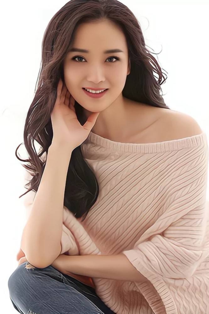 王艳老公是谁(“晴格格”王艳:23岁嫁富商,老公比她大11岁,王烁是她的继子)