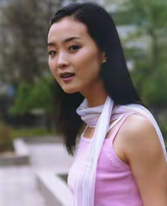 王艳老公是谁(“晴格格”王艳:23岁嫁富商,老公比她大11岁,王烁是她的继子)