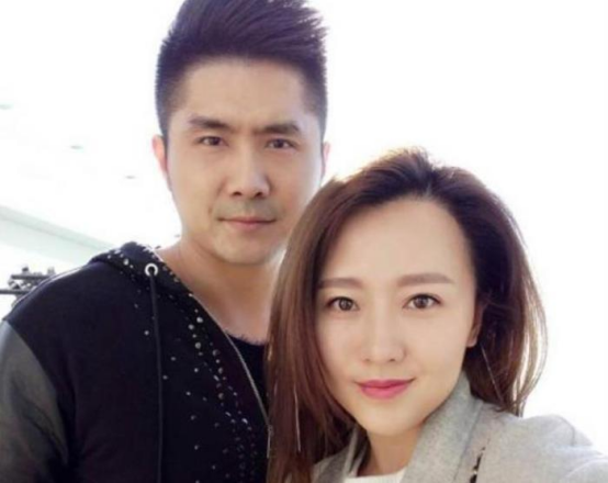 潘阳婚后淡出演艺圈，石磊有怎样的背景能让潘长江把女儿嫁给他