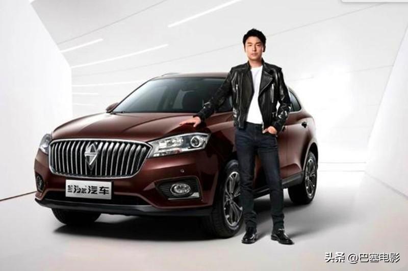 雷佳音老婆美上热搜，被指像父女，细看他的资产，就知什么是赢家