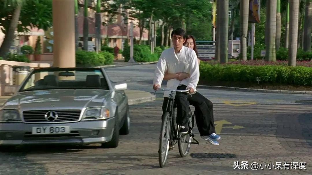 昔日女神林熙蕾近照，48岁好身材遮不住！颜值似冻龄，状态超级棒