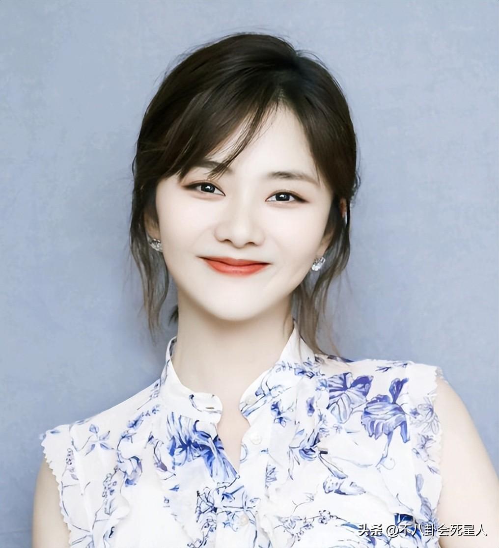 修图人均大长腿，实际又粗又短全是bug，女星腿部生图太真实了