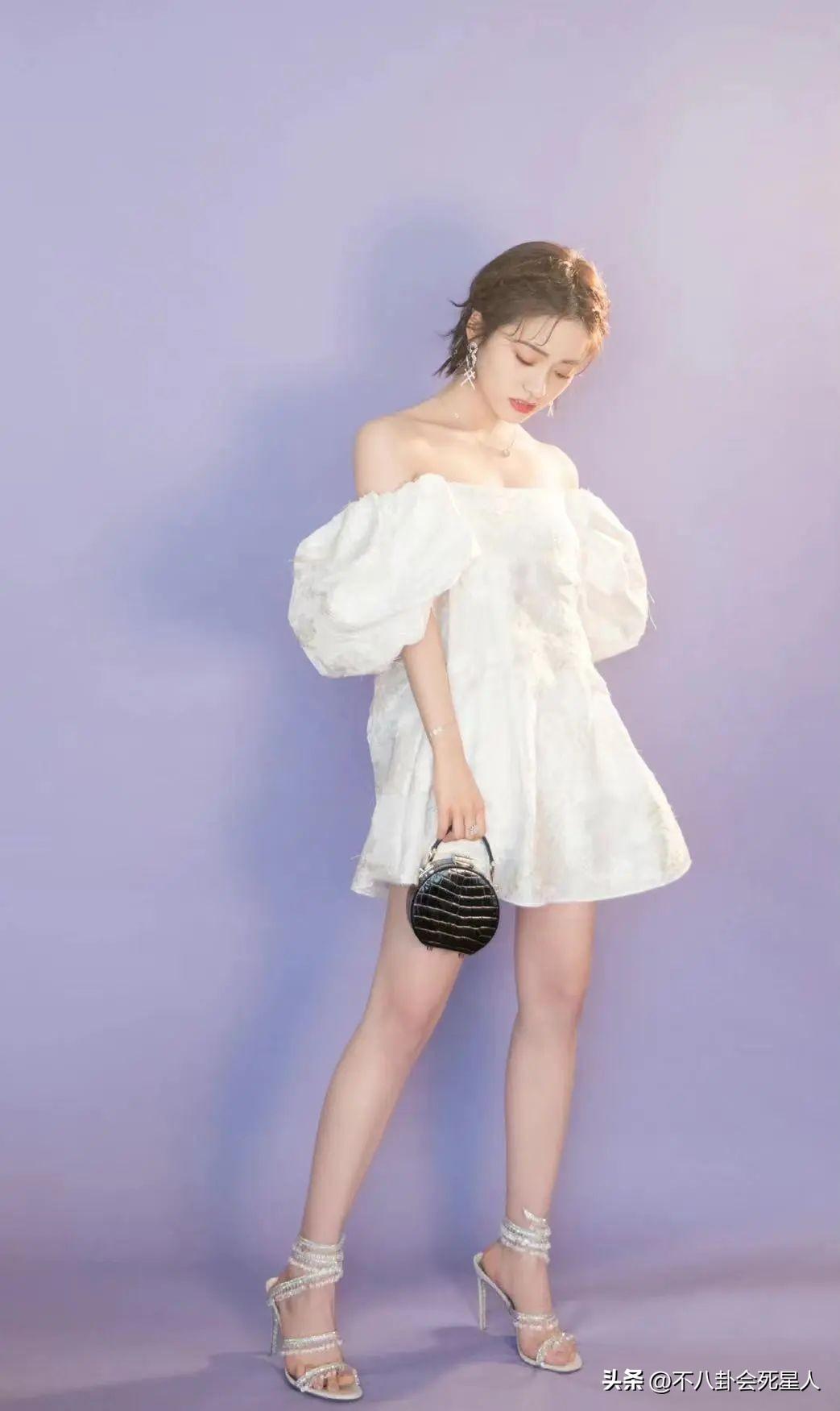 修图人均大长腿，实际又粗又短全是bug，女星腿部生图太真实了