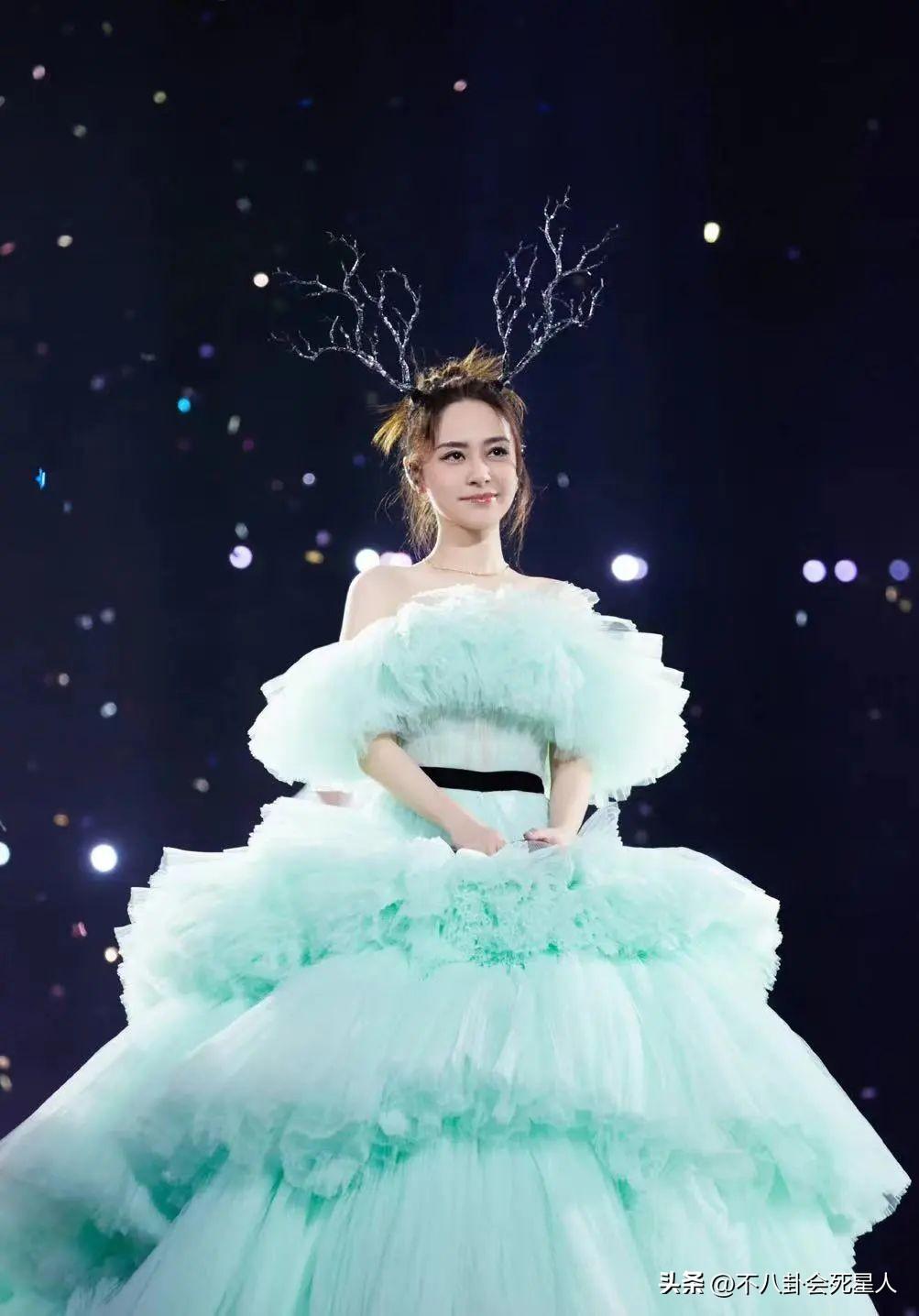 修图人均大长腿，实际又粗又短全是bug，女星腿部生图太真实了