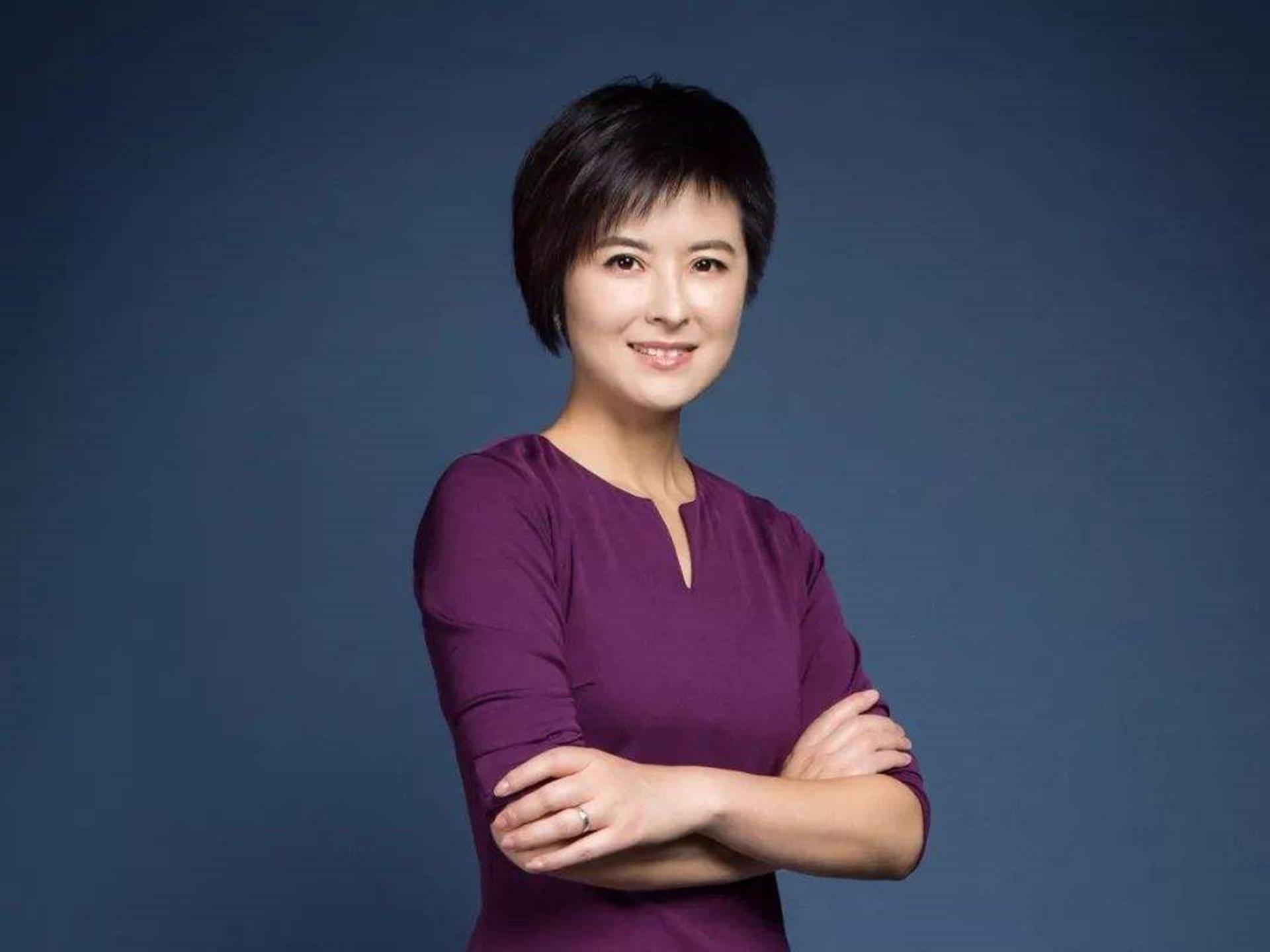 张泉灵是李铁几任妻子(张泉灵老公李铁简介)