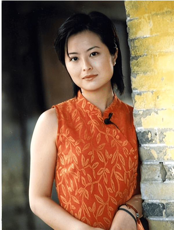 张泉灵是李铁几任妻子(张泉灵老公李铁简介)