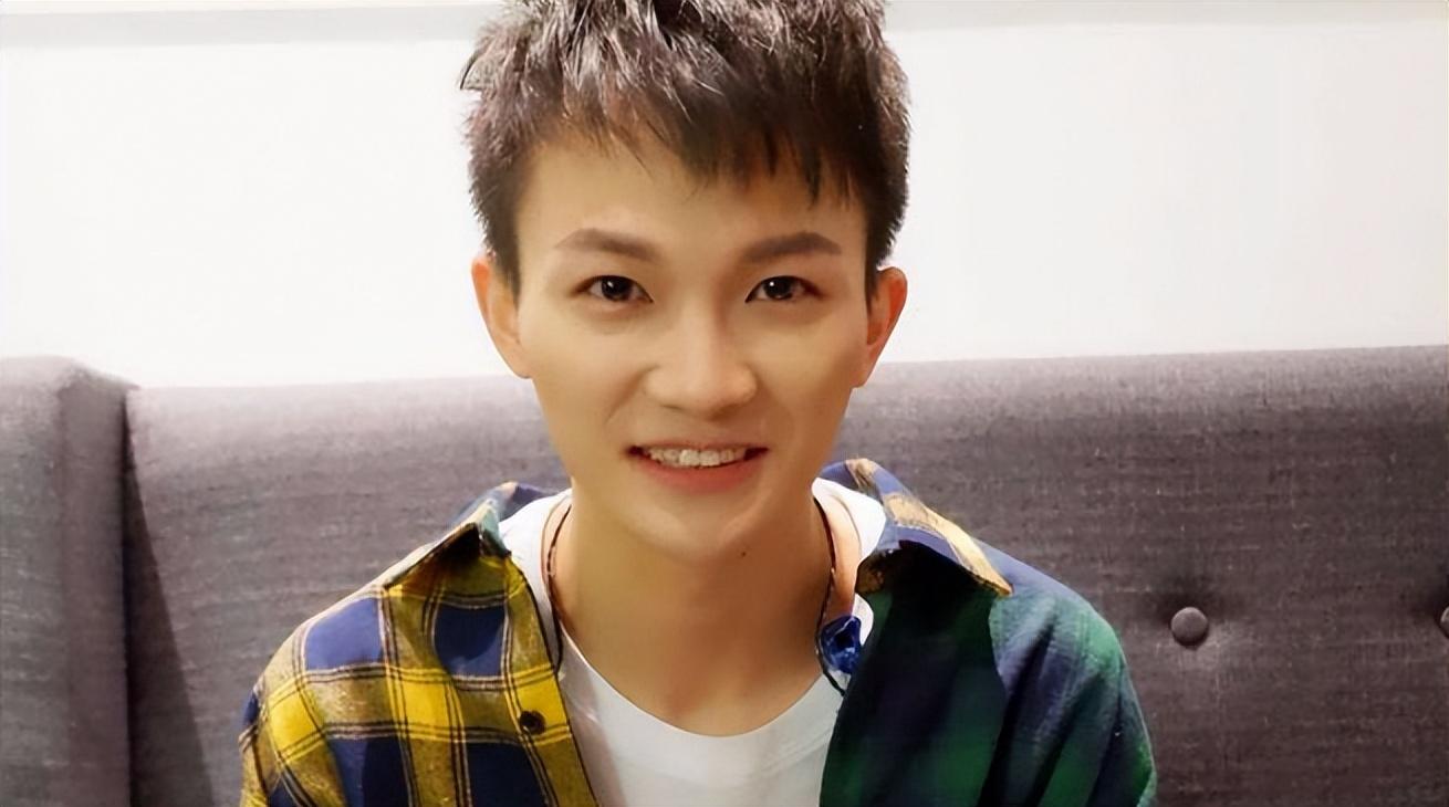 童年被骂“人妖”,后遭那英“抛弃”周深到底经历了什么?