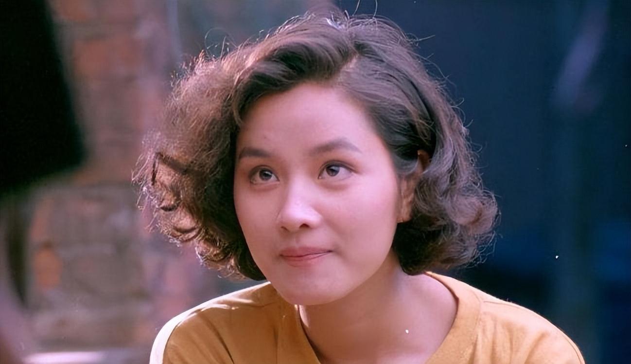 半生悲欢的“国内第一名模”瞿颖，她终究还是选择放下了