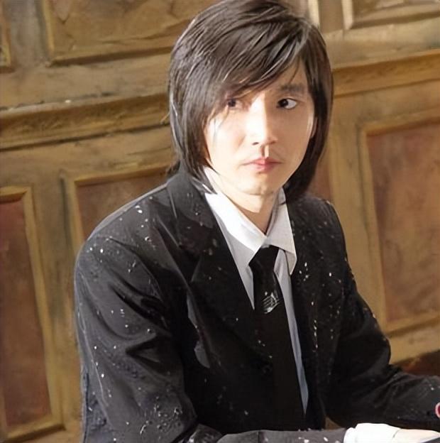 半生悲欢的“国内第一名模”瞿颖，她终究还是选择放下了