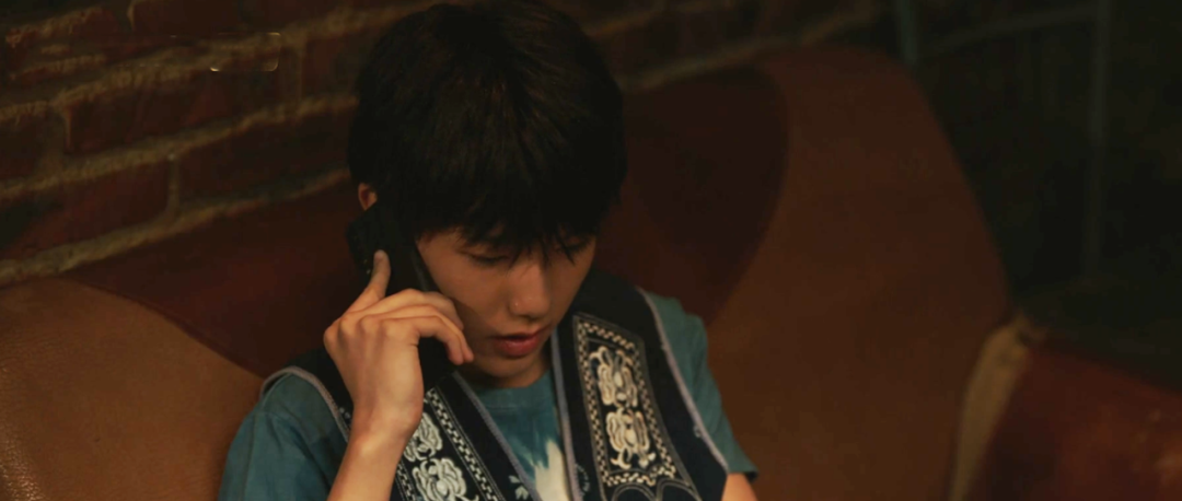 收视夺冠,脱下“古装”的刘亦菲,这剧治愈多少年轻人的精神内耗