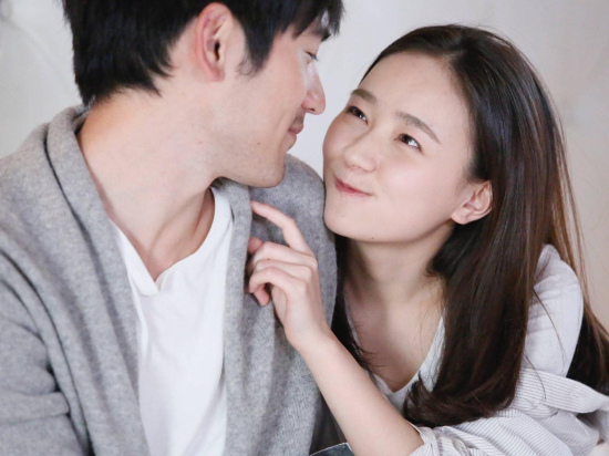 “硬汉小生”黄景瑜:从服务员到一线男星,他只用了两年时间