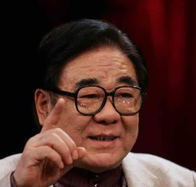 一婚嫁大4岁恩师，二婚嫁开国将军之子，李谷一现状如何？