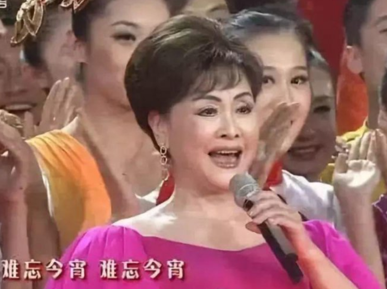 一婚嫁大4岁恩师，二婚嫁开国将军之子，李谷一现状如何？