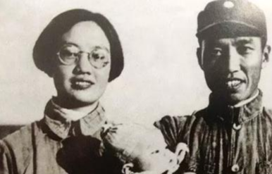 左权：为掩护彭德怀等牺牲，死后妻子嫁其秘书，唯一后人承其遗志