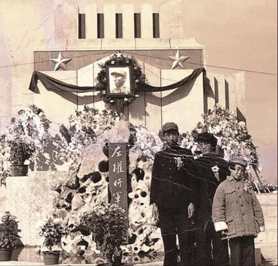 左权：为掩护彭德怀等牺牲，死后妻子嫁其秘书，唯一后人承其遗志