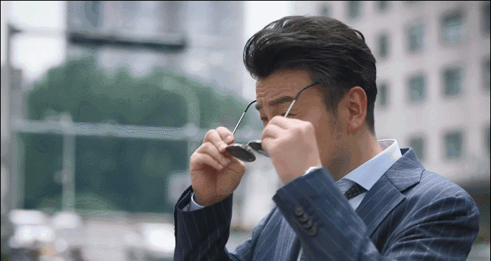 没想到，2022年2月还没过完，雷佳音就打出了第二副“王炸”