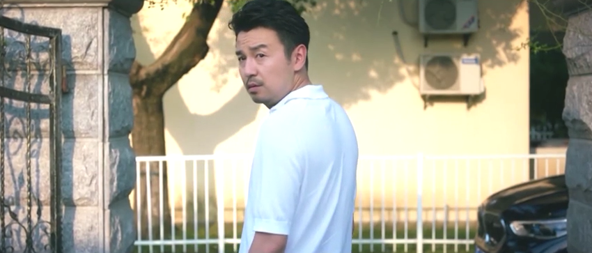 没想到，2022年2月还没过完，雷佳音就打出了第二副“王炸”