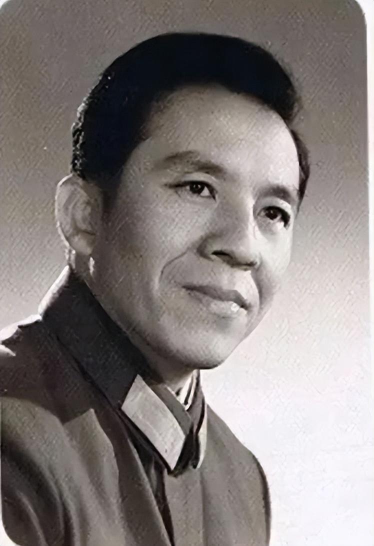 和平凡妻子结婚50年的“歌唱家”杨洪基，老婆和儿子都是他的骄傲