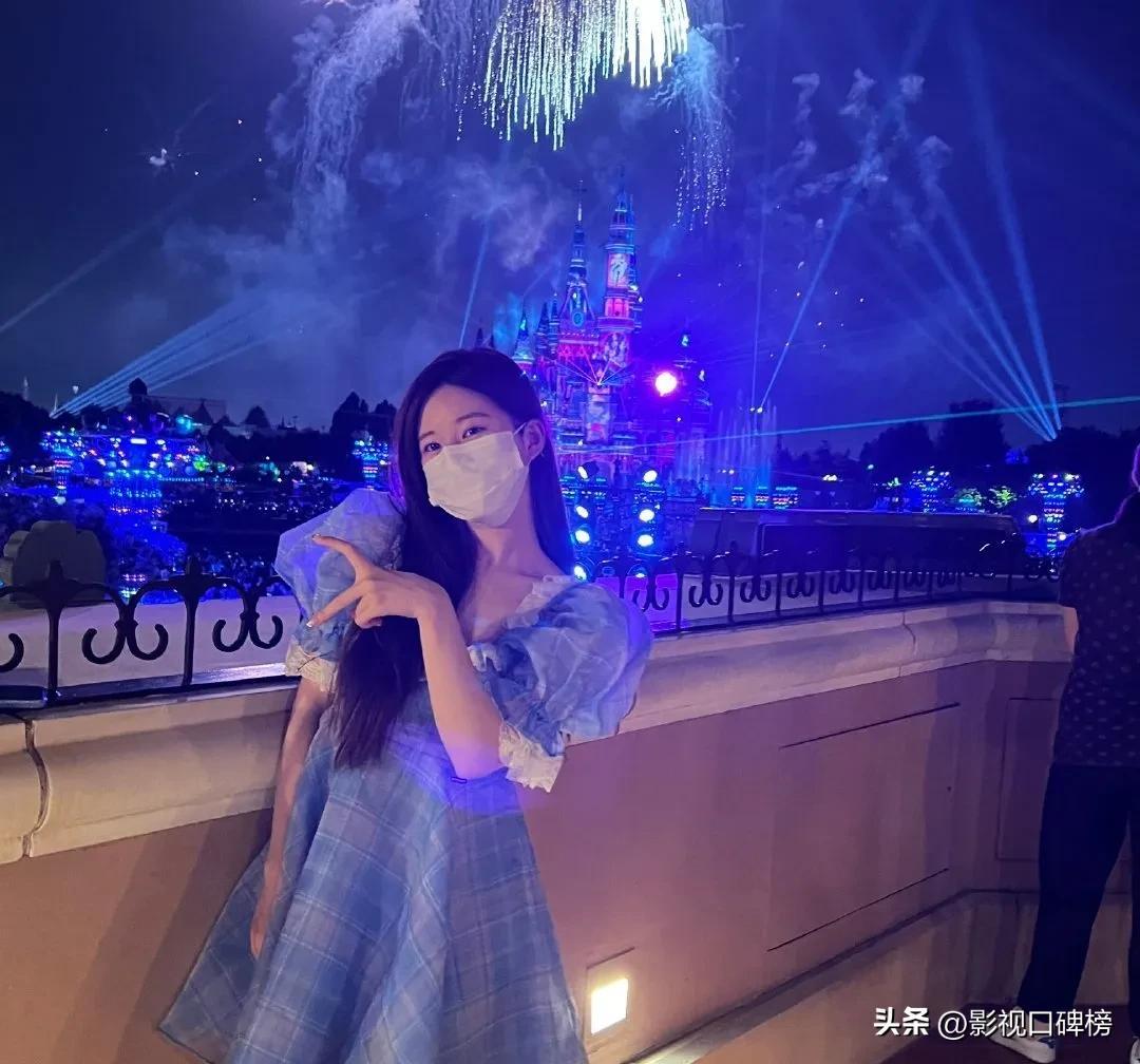 不惧贴标签，学生时期卖馄饨，都是赵露思能大红的伏笔