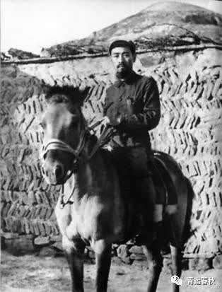 周总理和我们在一起