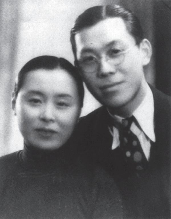 徐志摩简介和代表作品真实的民国时期(之四民国四大才子:徐志摩)