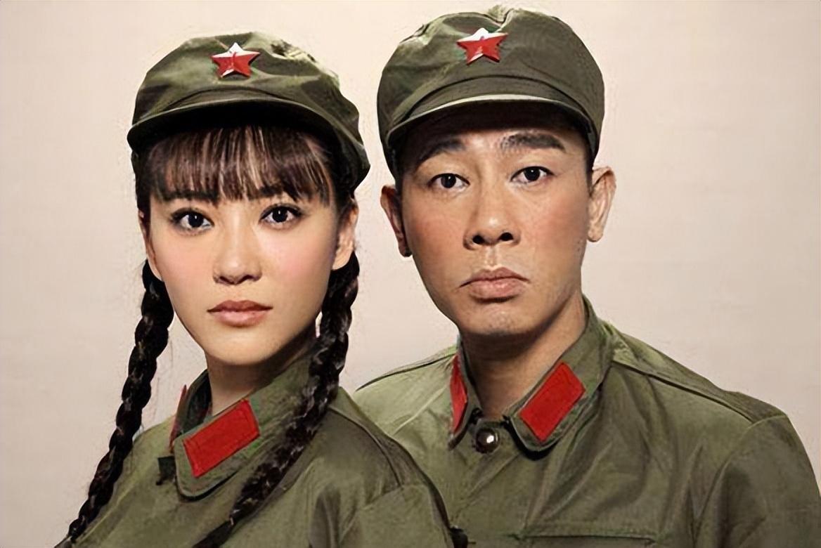 向太眼中的准儿媳应采儿，甘愿嫁穷小子陈小春，她在追求什么？