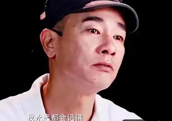 向太眼中的准儿媳应采儿，甘愿嫁穷小子陈小春，她在追求什么？