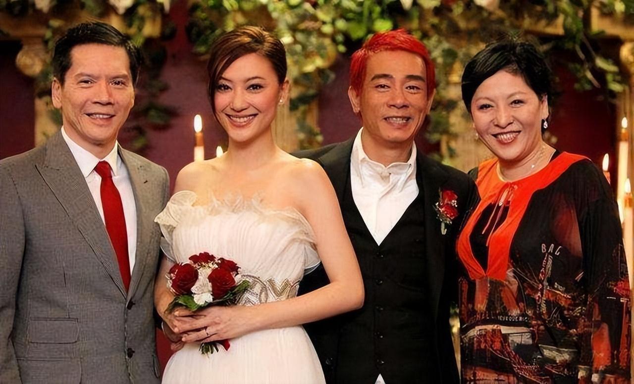 向太眼中的准儿媳应采儿，甘愿嫁穷小子陈小春，她在追求什么？