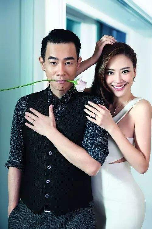 向太眼中的准儿媳应采儿，甘愿嫁穷小子陈小春，她在追求什么？