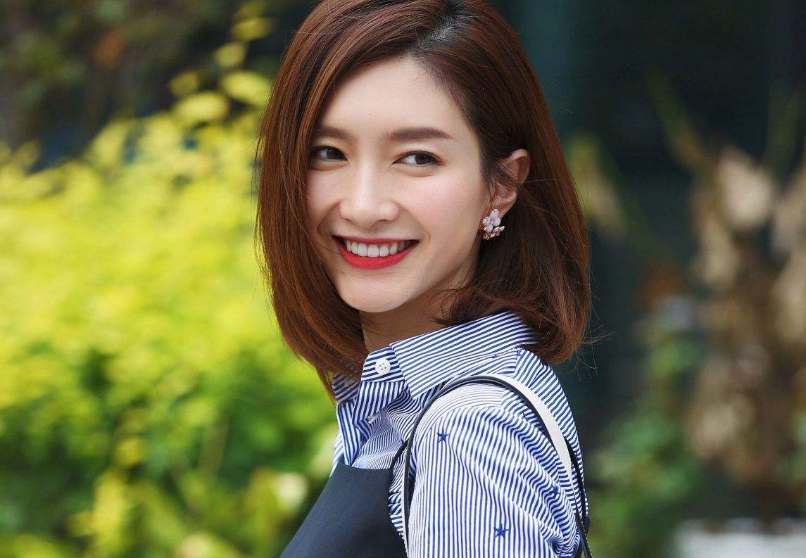 江疏影个人简历 ：迷倒5个男人后，又和富豪传绯闻，她的故事真不简单