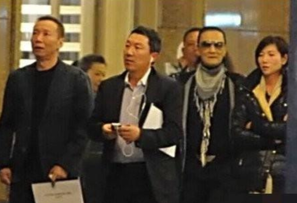 江疏影个人简历 ：迷倒5个男人后，又和富豪传绯闻，她的故事真不简单