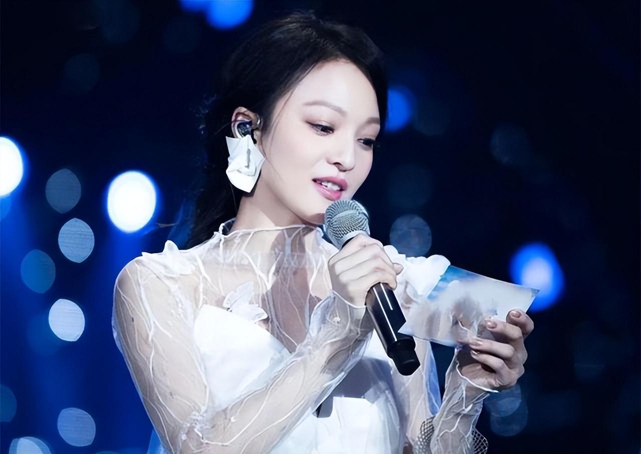 差点被妈妈亲手摧毁的张韶涵,凭借“阿刁”再战华语乐坛