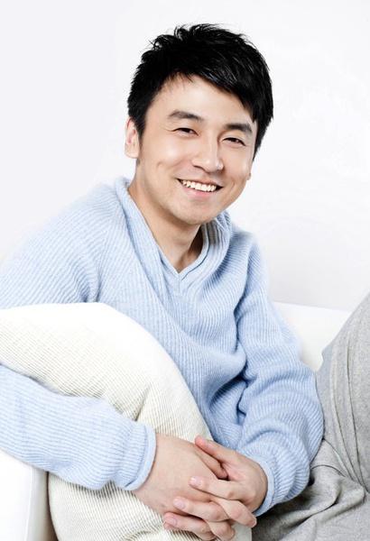 雷佳音：14岁早恋辍学，跑8年龙套，仅用一句台词超越徐峥黄渤