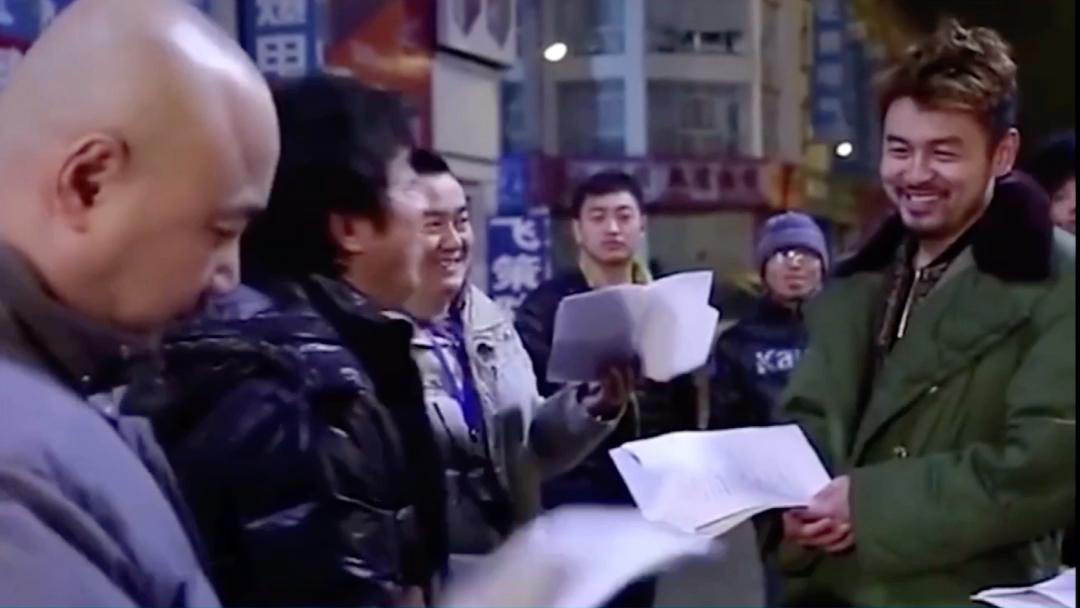 雷佳音：14岁早恋辍学，跑8年龙套，仅用一句台词超越徐峥黄渤