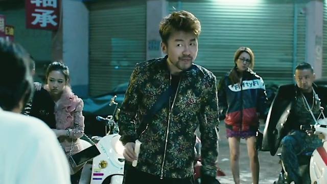 雷佳音：14岁早恋辍学，跑8年龙套，仅用一句台词超越徐峥黄渤