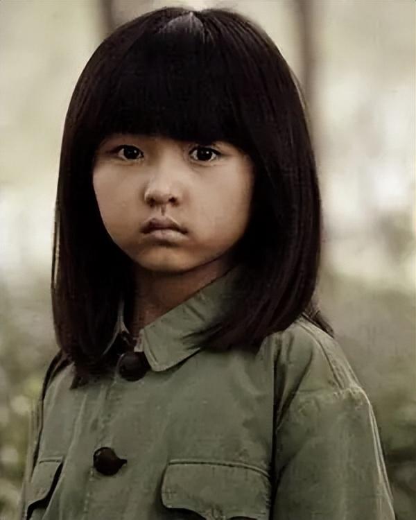 “国民妹妹”张子枫:与彭昱畅成亲兄妹,受顶级京圈资源力捧