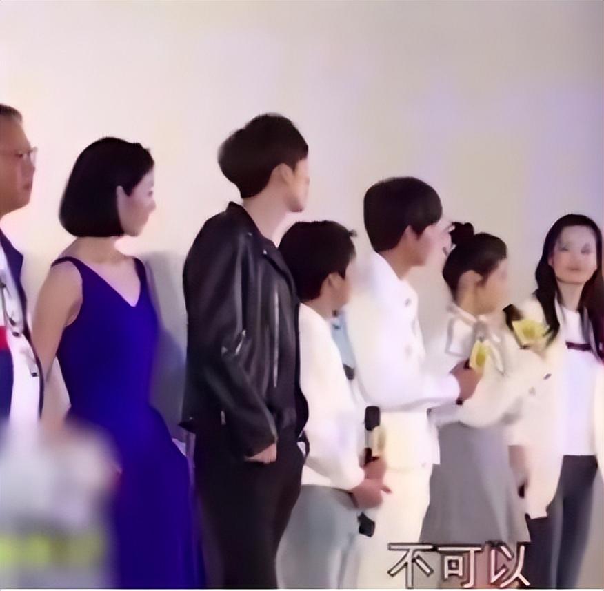 “国民妹妹”张子枫:与彭昱畅成亲兄妹,受顶级京圈资源力捧