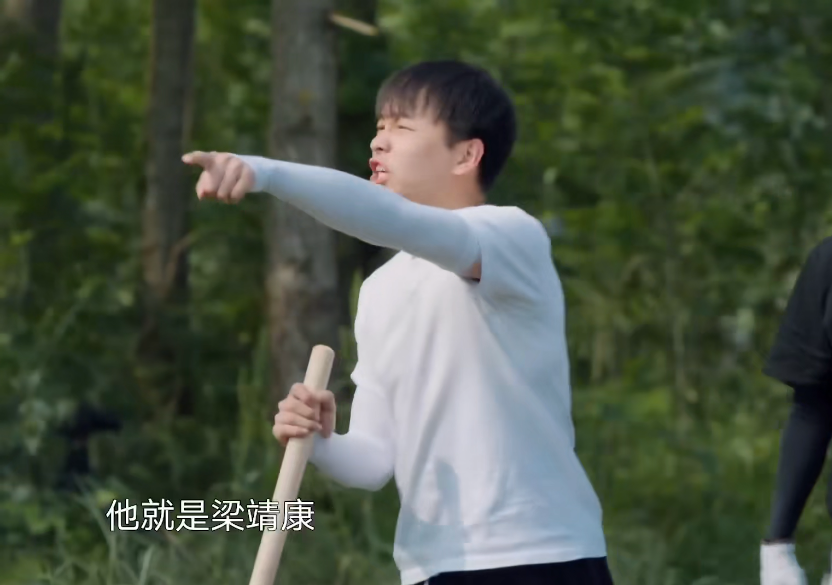 “国民妹妹”张子枫:与彭昱畅成亲兄妹,受顶级京圈资源力捧