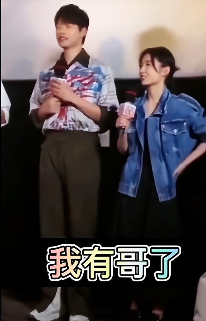 “国民妹妹”张子枫:与彭昱畅成亲兄妹,受顶级京圈资源力捧