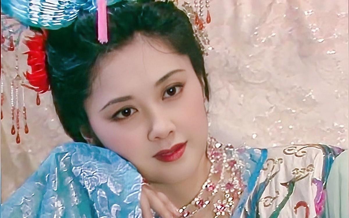 演员朱琳：执意拍戏让她遗憾终身，今71岁无子，丈夫选择令人意外