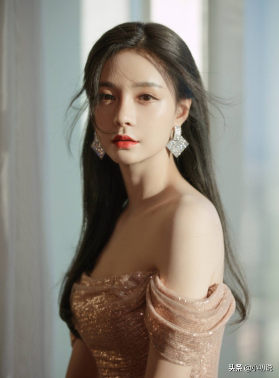 倒追杜海涛的沈梦辰，经理9年爱情长跑，终于嫁入豪门