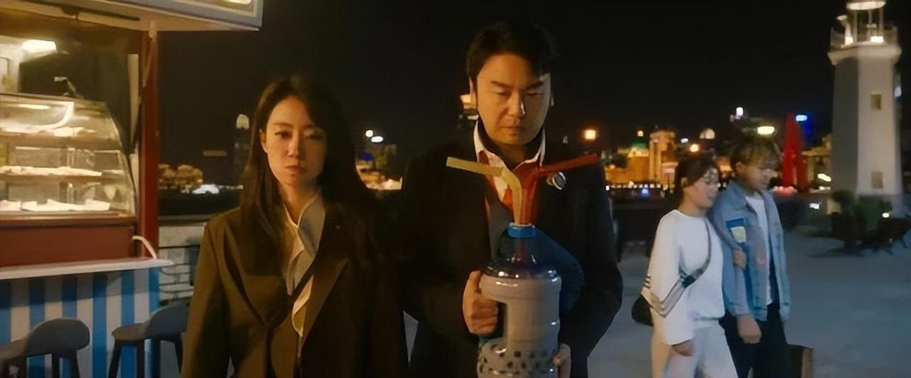 雷佳音一人分饰两角的《交换人生》对治愈童年有奇效