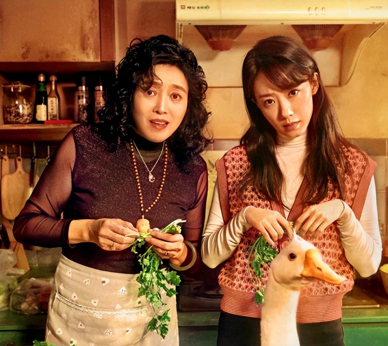 雷佳音一人分饰两角的《交换人生》对治愈童年有奇效