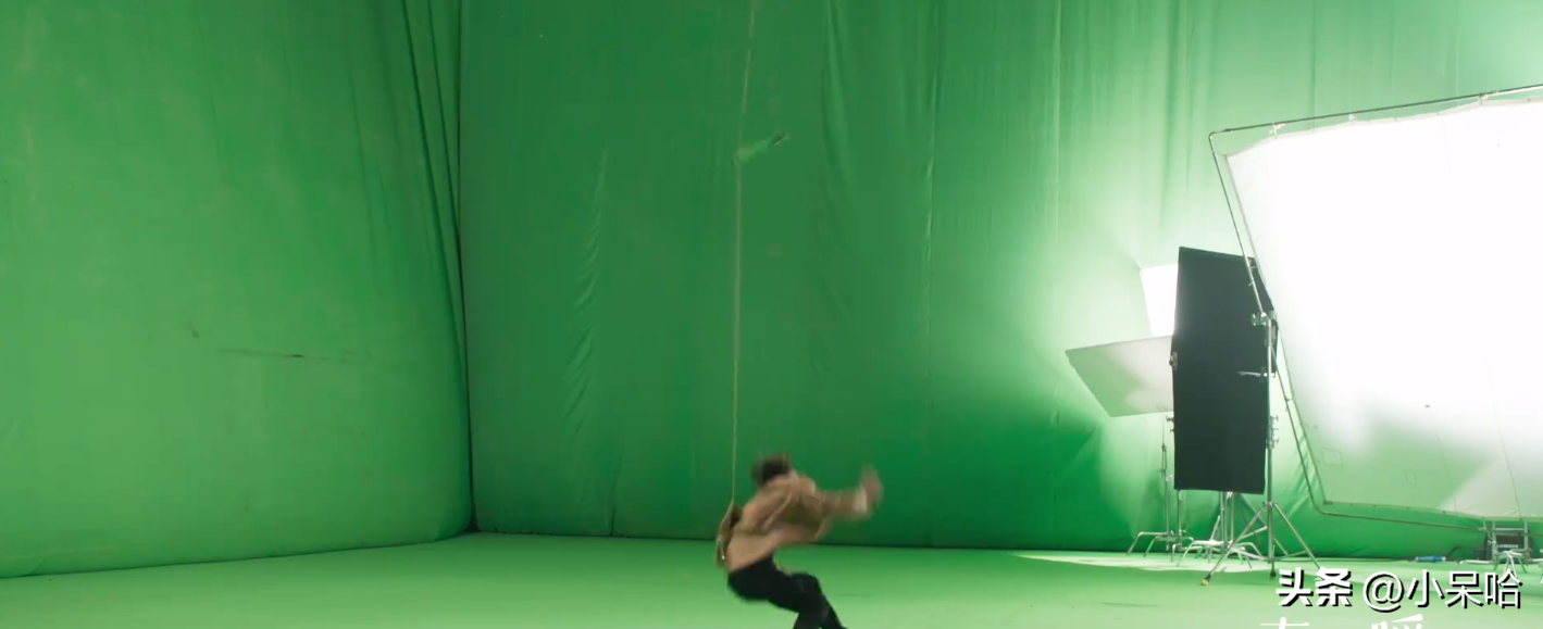 吴刚饰演“老戏骨”，黄子韬饰演“爱豆”，三位国家一级演员参演