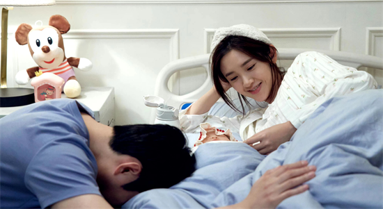 唐艺昕：与张若昀车祸相识，10年恋爱修成正果，相爱多年被宠成宝